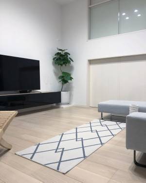 敷きっぱなしでOK！まるでラグのような「ヨガマット」が登場。インスタグラマーさんも早速ご愛用中です♪[PR]