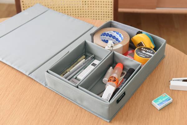 立てて見せ置き＆サッと取り出せる、大人のお道具箱「ツール収納ボックス」。愛用スタッフはこう使っています！[PR]