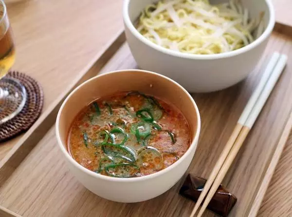 袋ラーメンをご馳走に！夏休みのランチに食べたい簡単アレンジレシピ集