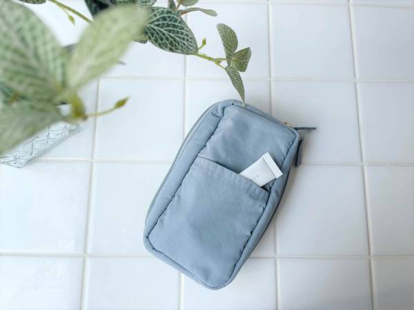 縦型サイズに新色が仲間入り！「bon moment（ボンモマン）整理ができる化粧ポーチ」愛用スタッフの声[PR]