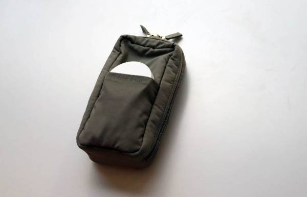 縦型サイズに新色が仲間入り！「bon moment（ボンモマン）整理ができる化粧ポーチ」愛用スタッフの声[PR]