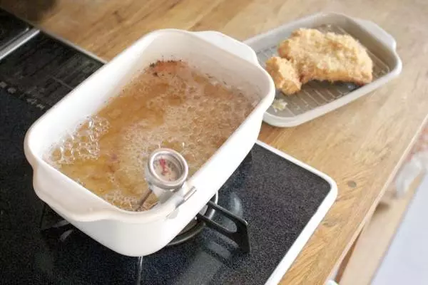 わたしでも上手にできるかな。四角い天ぷら鍋&オイルポットで苦手な揚げ物に挑戦!