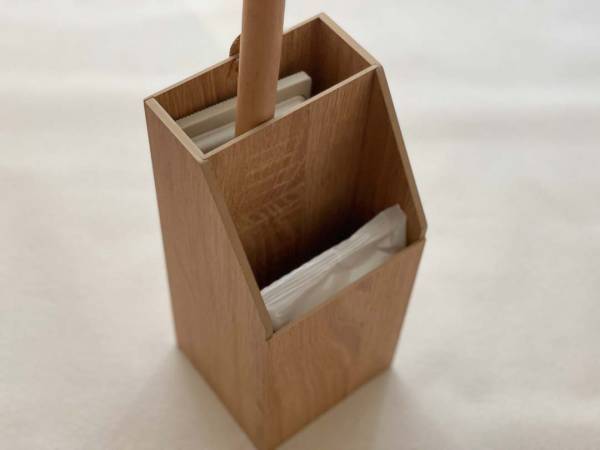 お気に入りのフローリングワイパースタンドを迎えて、お掃除の時間をやりくり上手に。[PR]