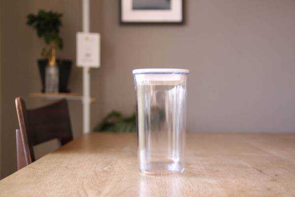 子どもでも使いやすい！「マーナ（MARNA）ウォーターピッチャー1.0L」がインスタグラマーさんに選ばれる理由[PR]