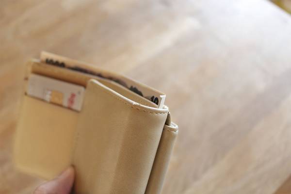 ママのお財布選びの決定版！小さくてもたっぷり収納「Agreable　ミニウォレット」[PR]