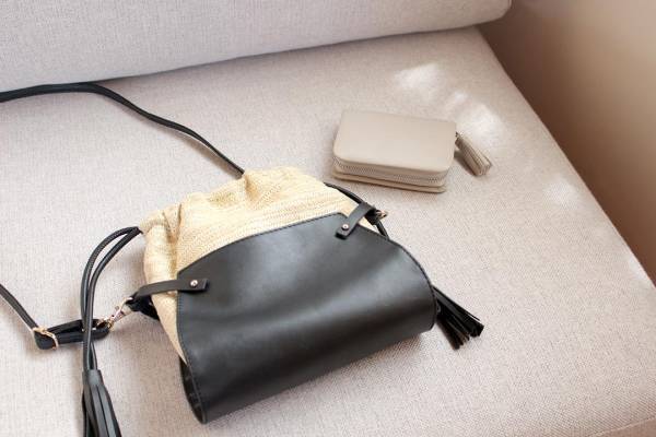 ママのお財布選びの決定版！小さくてもたっぷり収納「Agreable　ミニウォレット」[PR]