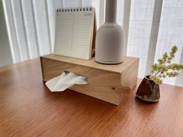 どんなインテリアにも馴染む。職人仕上げが美しい「bon momentの木目調ティッシュケース」[PR]