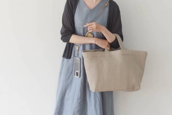 マザーバッグは使い勝手とデザインで選びたい。軽くて大容量の「ヌビバッグ」インスタグラマーさんのご愛用レポ[PR]