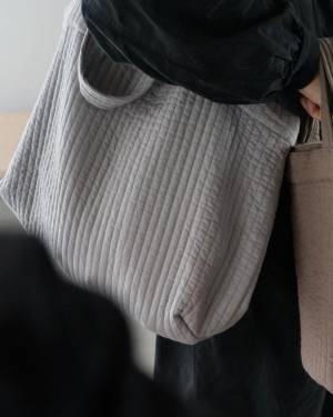 マザーバッグは使い勝手とデザインで選びたい。軽くて大容量の「ヌビバッグ」インスタグラマーさんのご愛用レポ[PR]