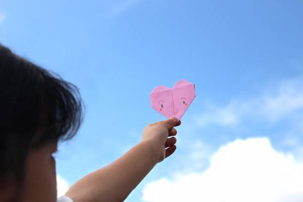 【ありきたりな日常を楽しむためのヒント】まっすぐ届け「励ましの言葉」[PR]