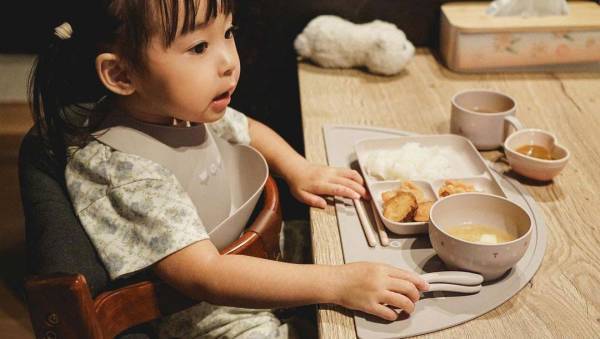 ギフトにするなら絶対これ！職人手仕事のぬくもり感じる、インスタグラマーさんもお気に入りの「ベビー食器6点セット」[PR]