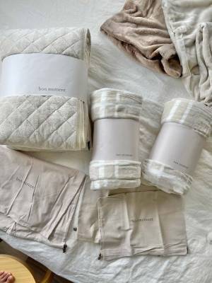 累計50万枚突破「伝説の毛布シリーズ」が今年もやってきた！インスタグラマーさんの素敵な寝室コーディネート集[PR]