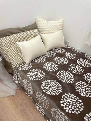 累計50万枚突破「伝説の毛布シリーズ」が今年もやってきた！インスタグラマーさんの素敵な寝室コーディネート集[PR]