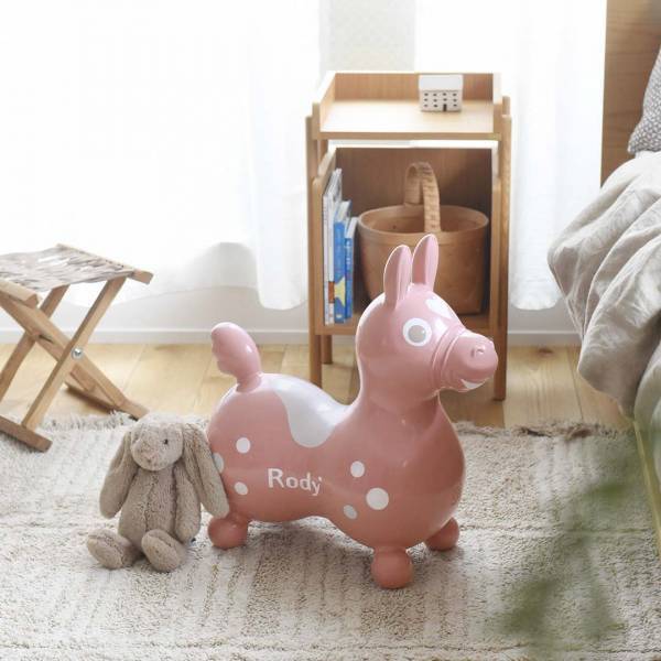 【2023年出産祝い】ご予算別おすすめセット5選　今っぽくて喜ばれるアイテムは？