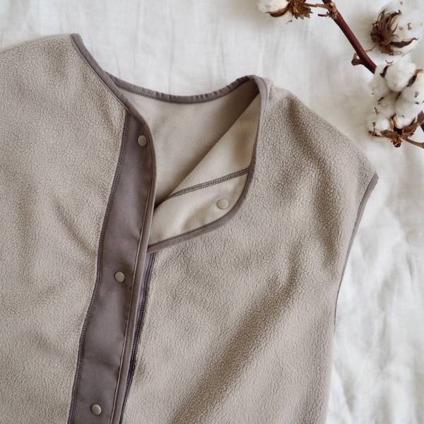 暖かいまま朝までぐっすり。パジャマの上から着てそのまま寝られる、大人の女性のための「ボアスリーパー」[PR]