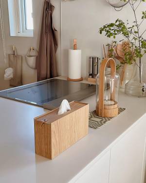 秋冬のプチ模様替えにも◎「やさしい木目調シリーズ」で、お部屋の日用品もぬくもりカラーに切り替えよう【インスタグラマーさんのもの選び】[PR]