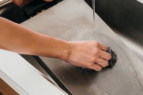 自宅でライブキッチン！　バルミューダの最新家電は、想像を上回る次世代ホットプレート