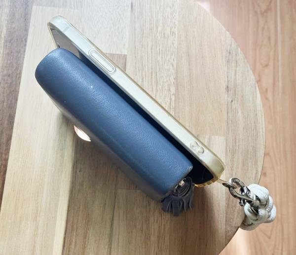 キャッシュレス時代のお財布はコンパクトさで選ぶ！ラムレザーで大人の女性が使いやすい「カードケース」[PR]