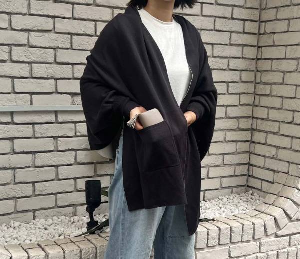 キャッシュレス時代のお財布はコンパクトさで選ぶ！ラムレザーで大人の女性が使いやすい「カードケース」[PR]