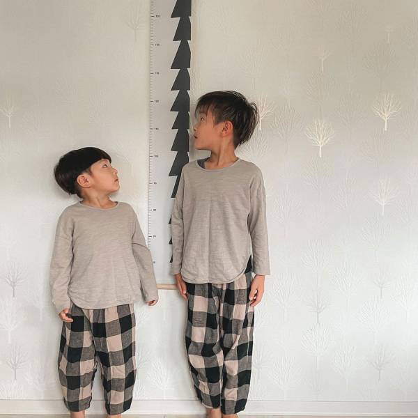 大きくなったね♪成長の記録を家族で楽しむ「身長計タペストリー」インスタグラマーさんのご愛用レポ[PR]