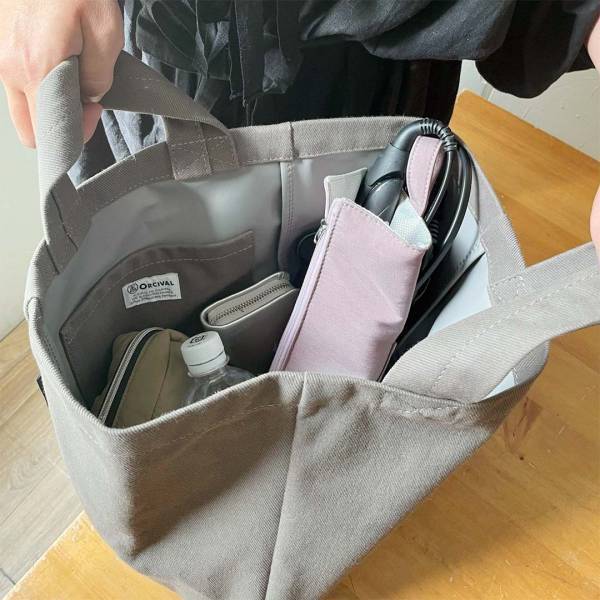 【待望の限定カラー】熱々のまま収納できる「耐熱ヘアアイロンポーチ」スタッフ使用レポ[PR]