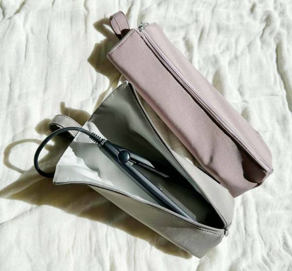 【待望の限定カラー】熱々のまま収納できる「耐熱ヘアアイロンポーチ」スタッフ使用レポ[PR]