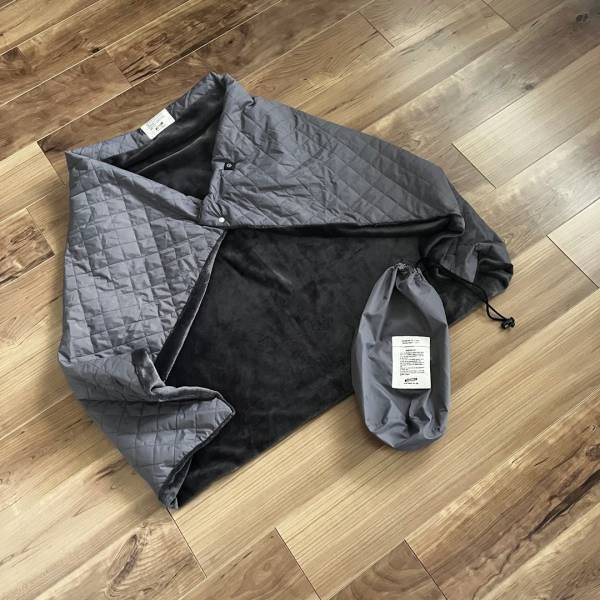 ひざ掛け以上、電気毛布未満。 USBに接続で手軽にあったか「電気ブランケット」[PR]