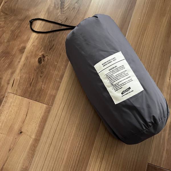 ひざ掛け以上、電気毛布未満。 USBに接続で手軽にあったか「電気ブランケット」[PR]