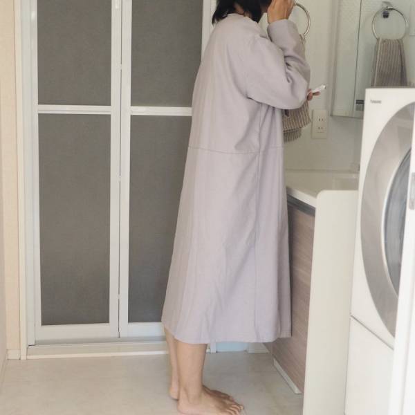 もうお風呂上がりに慌てない！ ママの時短を叶えてくれる、まるでワンピな「バスローブ」