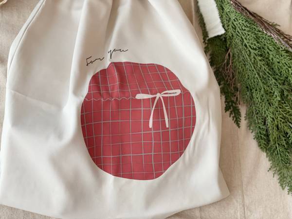 イベント好きママのクリスマス企画！お菓子プレゼントはクッカヤプーの巾着に詰めよう。[PR]