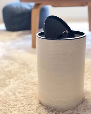 お部屋になくてはならない「ゴミ箱」の生活感が消える！美しき紀州塗りのある暮らし【インスタグラマーさんのもの選び】[PR]