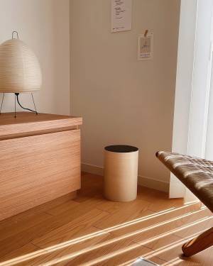 お部屋になくてはならない「ゴミ箱」の生活感が消える！美しき紀州塗りのある暮らし【インスタグラマーさんのもの選び】[PR]