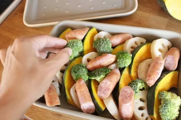 オーブンがなくても「グリラー」があれば!魚焼きグリルでダッチオーブン風メニューに挑戦