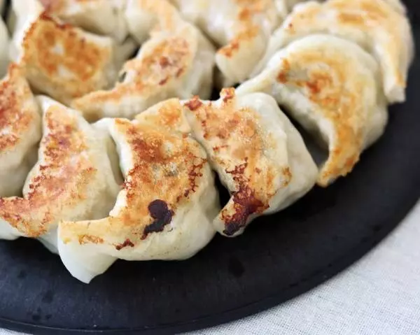 餃子好きさんに試してほしい！餃子の味を格上げしてくれる「旨、辛ダレ」