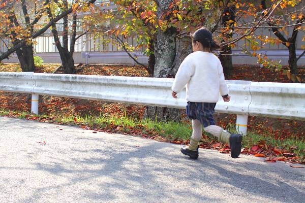 スノーブーツでさりげなく　冬の親子リンクコーデ