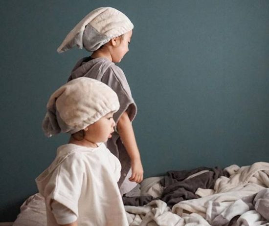 冬のお風呂上がりの救世主！　湯冷め知らずの「バスポンチョ」と「タオルキャップ」