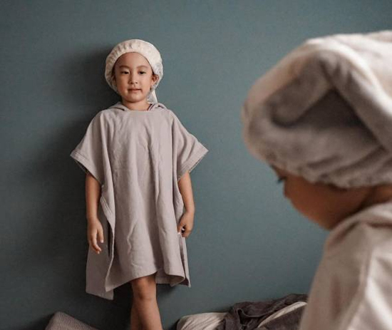 冬のお風呂上がりの救世主！　湯冷め知らずの「バスポンチョ」と「タオルキャップ」