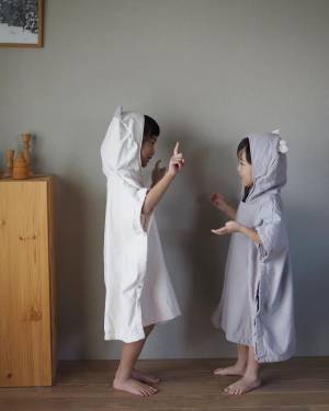 冬のお風呂上がりの救世主！　湯冷め知らずの「バスポンチョ」と「タオルキャップ」