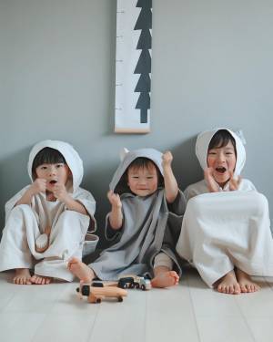 冬のお風呂上がりの救世主！　湯冷め知らずの「バスポンチョ」と「タオルキャップ」