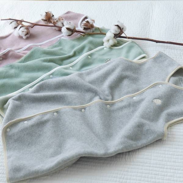 今どきのママが選ぶカラーはコレ！冬のあったかスリーパー人気カラーランキング[PR]