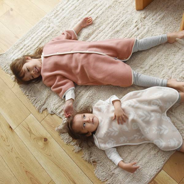 今どきのママが選ぶカラーはコレ！冬のあったかスリーパー人気カラーランキング[PR]