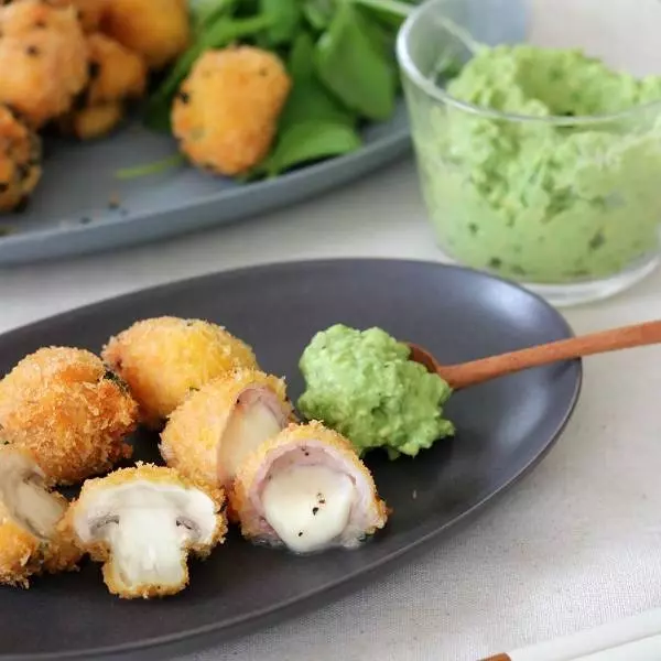 ちょっと飲む日に、こんなおつまみはいかが?「マッシュルームと生ハムモッツァレラチーズのフライ」