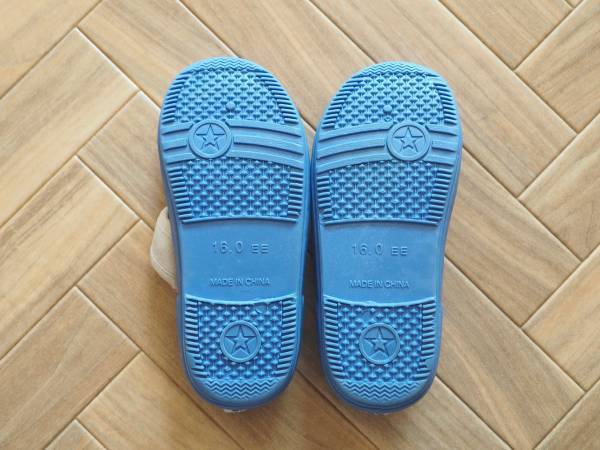 面倒な上履き洗いとサヨナラ！ 洗濯機で丸洗いできる「シューズ丸洗いネット」使用レポ