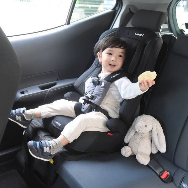 渋滞のイライラを少しでも減らせますように・・・車内の居心地アップに役立つ快適５アイテム[PR]