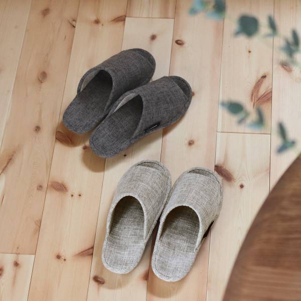 正しい歩き方にお手軽矯正！毎日履きたくなる「bon moment　健康スリッパ」[PR]