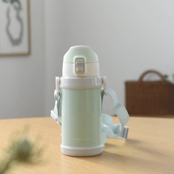 新色＆たっぷりサイズ仲間入り！ ニュアンスカラーが人気の「キッズ水筒」