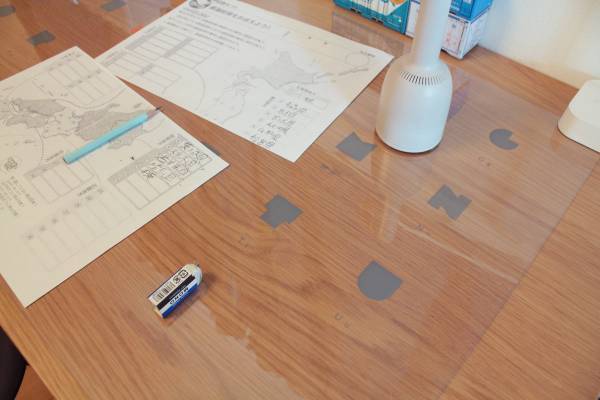 大切なデスクを傷から守る。シンプル＆北欧テイストで長く使える「kukka ja puuのデスクマット」[PR]