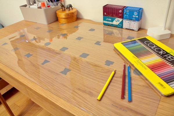 大切なデスクを傷から守る。シンプル＆北欧テイストで長く使える「kukka ja puuのデスクマット」[PR]