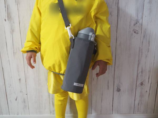 600mlの水筒では物足りないキッズたちに。冬のスポーツ時にもゴクゴク飲める、800mlのキッズボトルが新登場[PR]