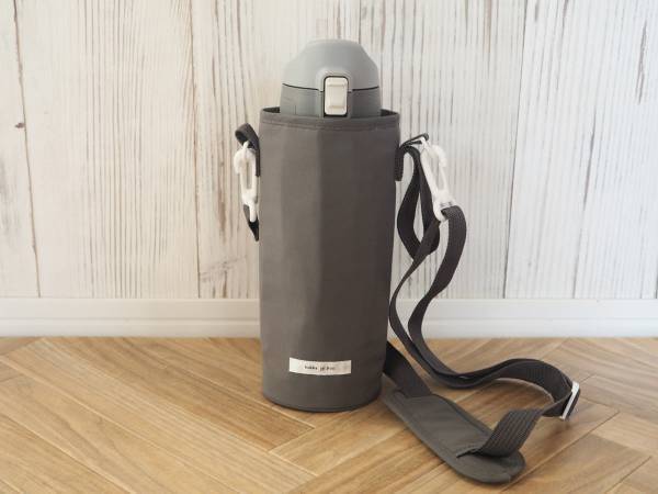 600mlの水筒では物足りないキッズたちに。冬のスポーツ時にもゴクゴク飲める、800mlのキッズボトルが新登場[PR]